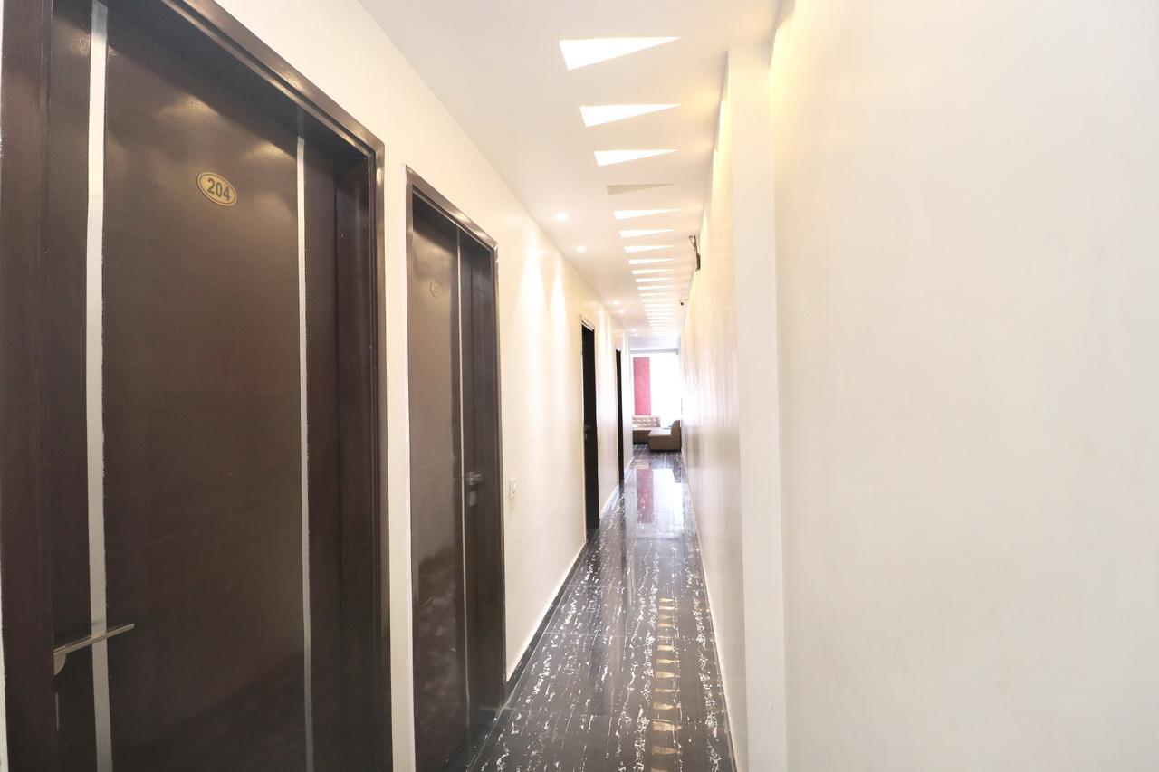 Oyo 14829 Hotel J Cruise Ludhiana Buitenkant foto