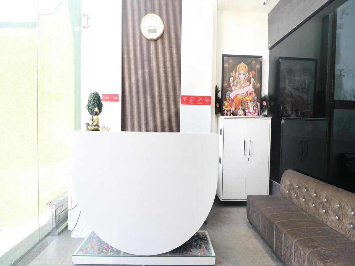 Oyo 14829 Hotel J Cruise Ludhiana Buitenkant foto